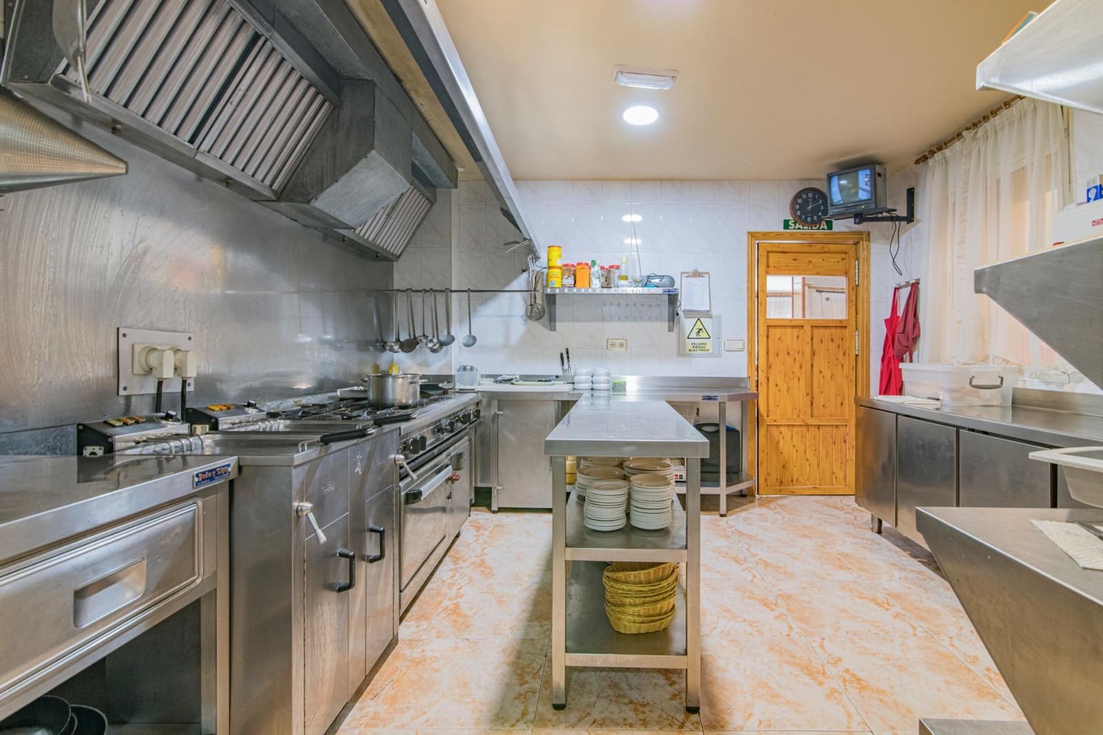 27 camera da letto Hotel in vendita in Cortes y Graena con garage - 490.000 € (Rif: 8574370)