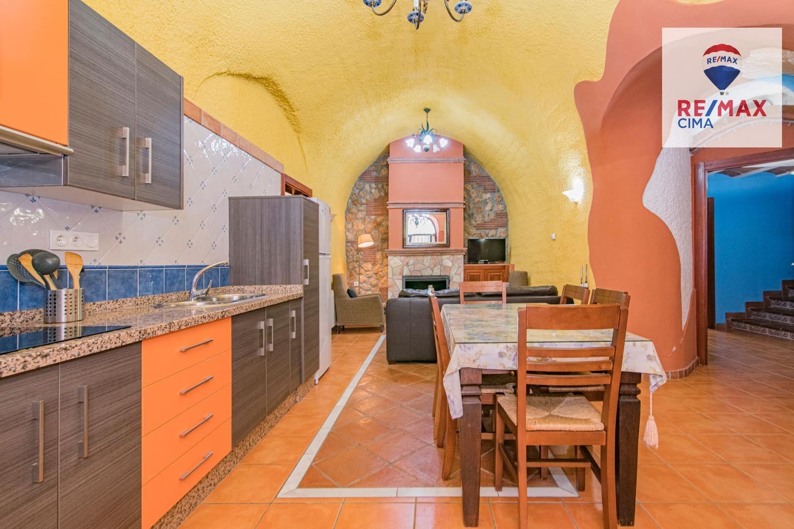 30 bedroom Hotel for sale in Benalua de Guadix with pool garage - € 2,999,999 (Ref: 8626710)