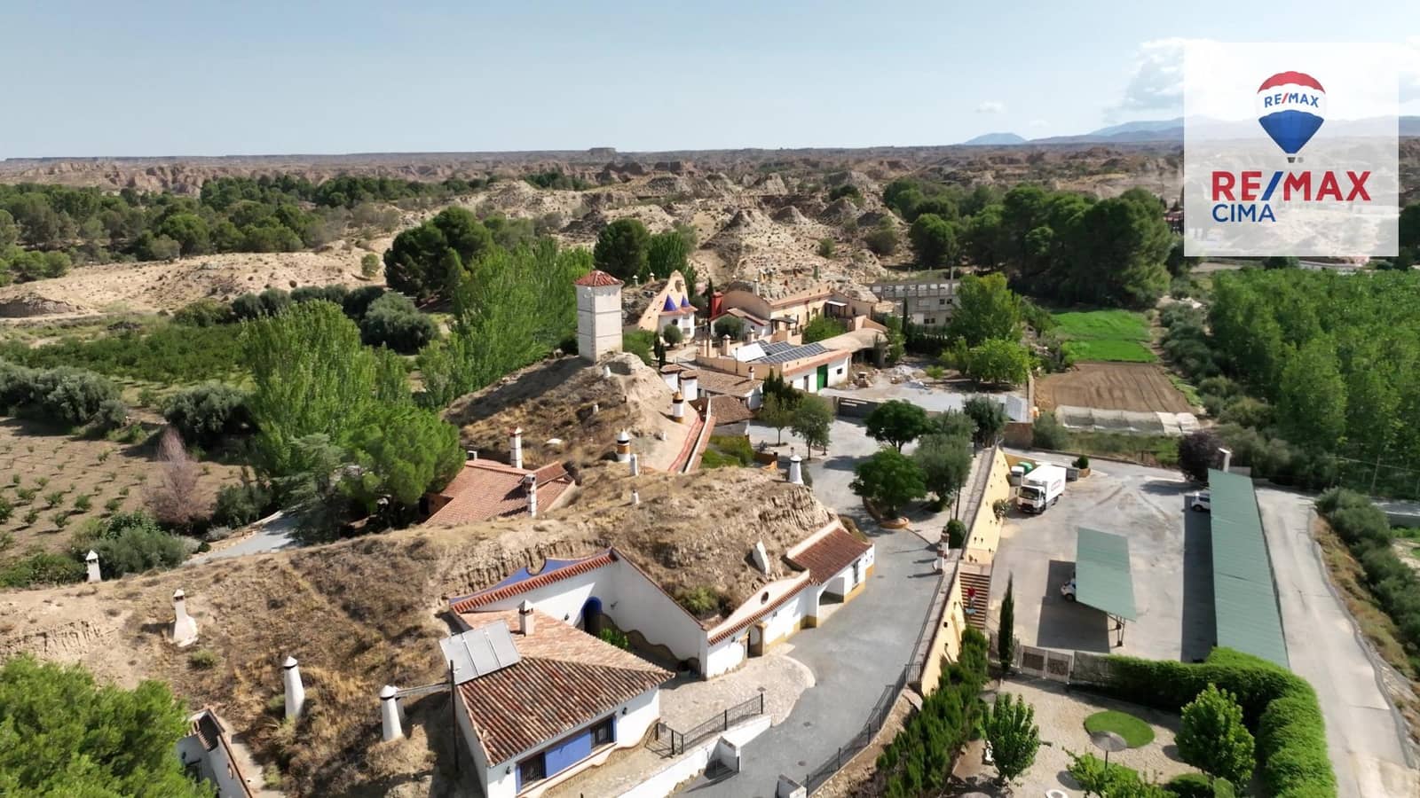 30 bedroom Hotel for sale in Benalua de Guadix with pool garage - € 2,999,999 (Ref: 8626710)