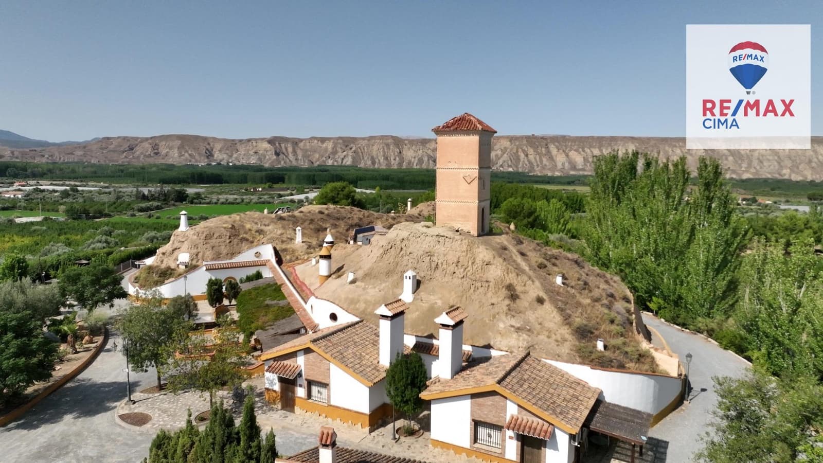30 bedroom Hotel for sale in Benalua de Guadix with pool garage - € 2,999,999 (Ref: 8626710)