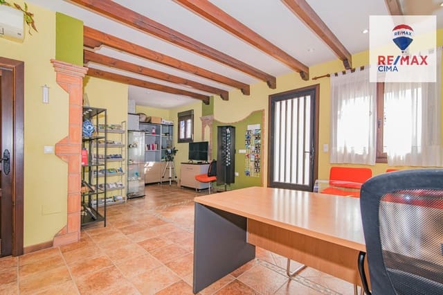 30 bedroom Hotel for sale in Benalúa de Guadix with pool garage - € 2,999,999 (Ref: 8626710)