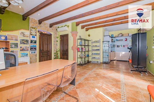 30 bedroom Hotel for sale in Benalúa de Guadix with pool garage - € 2,999,999 (Ref: 8626710)
