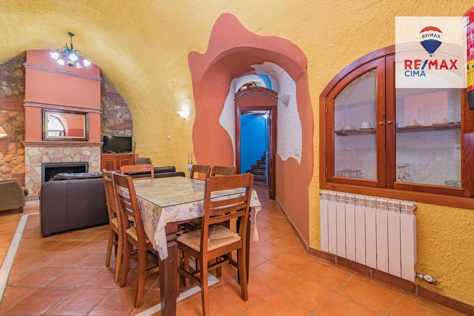 30 bedroom Hotel for sale in Benalua de Guadix with pool garage - € 2,999,999 (Ref: 8626710)