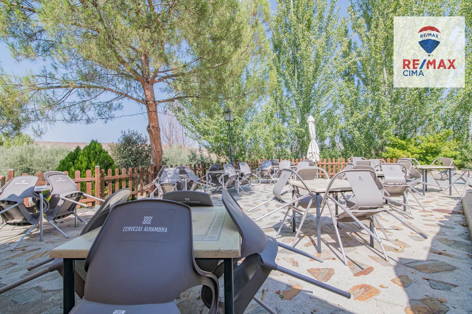 30 bedroom Hotel for sale in Benalua de Guadix with pool garage - € 2,999,999 (Ref: 8626710)