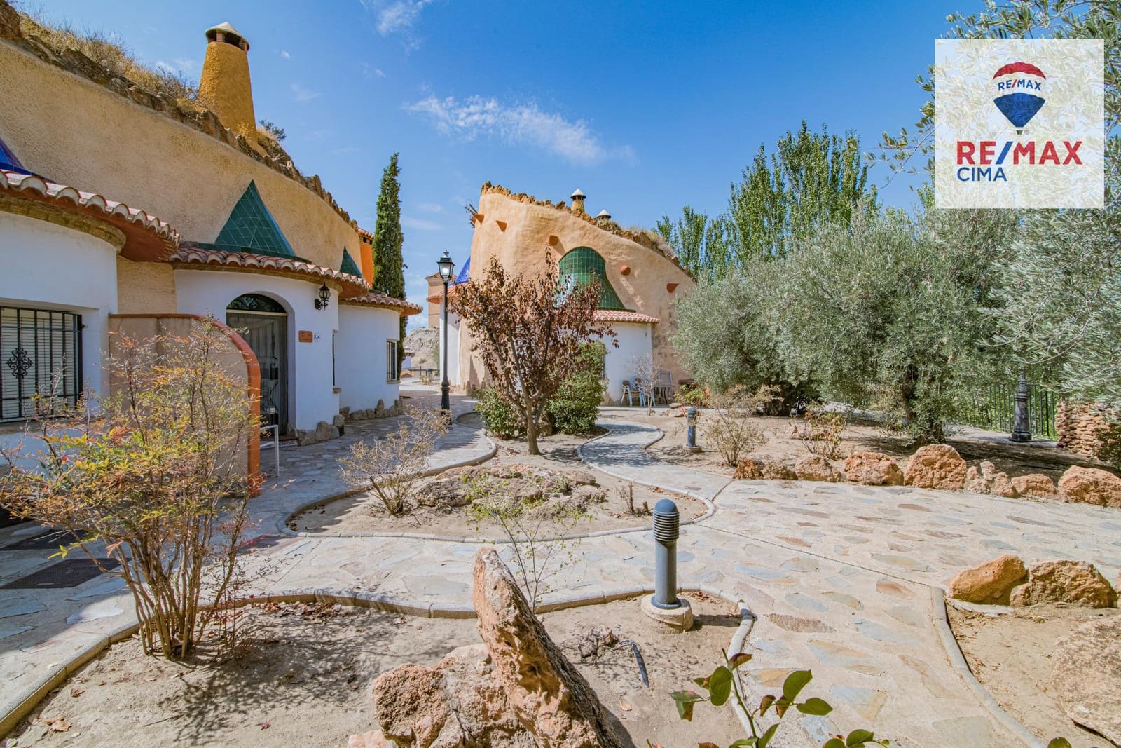 30 bedroom Hotel for sale in Benalua de Guadix with pool garage - € 2,999,999 (Ref: 8626710)