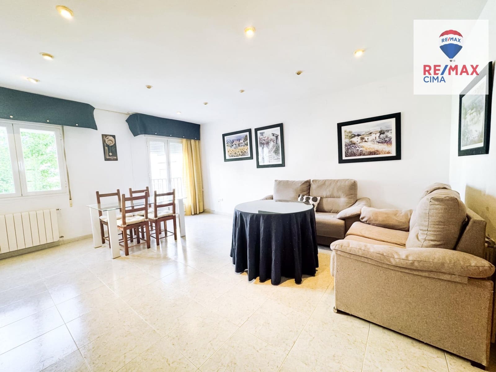 3 sypialnia Mieszkanie na sprzedaż w Baza - 79 500 € (Ref: 8638653)