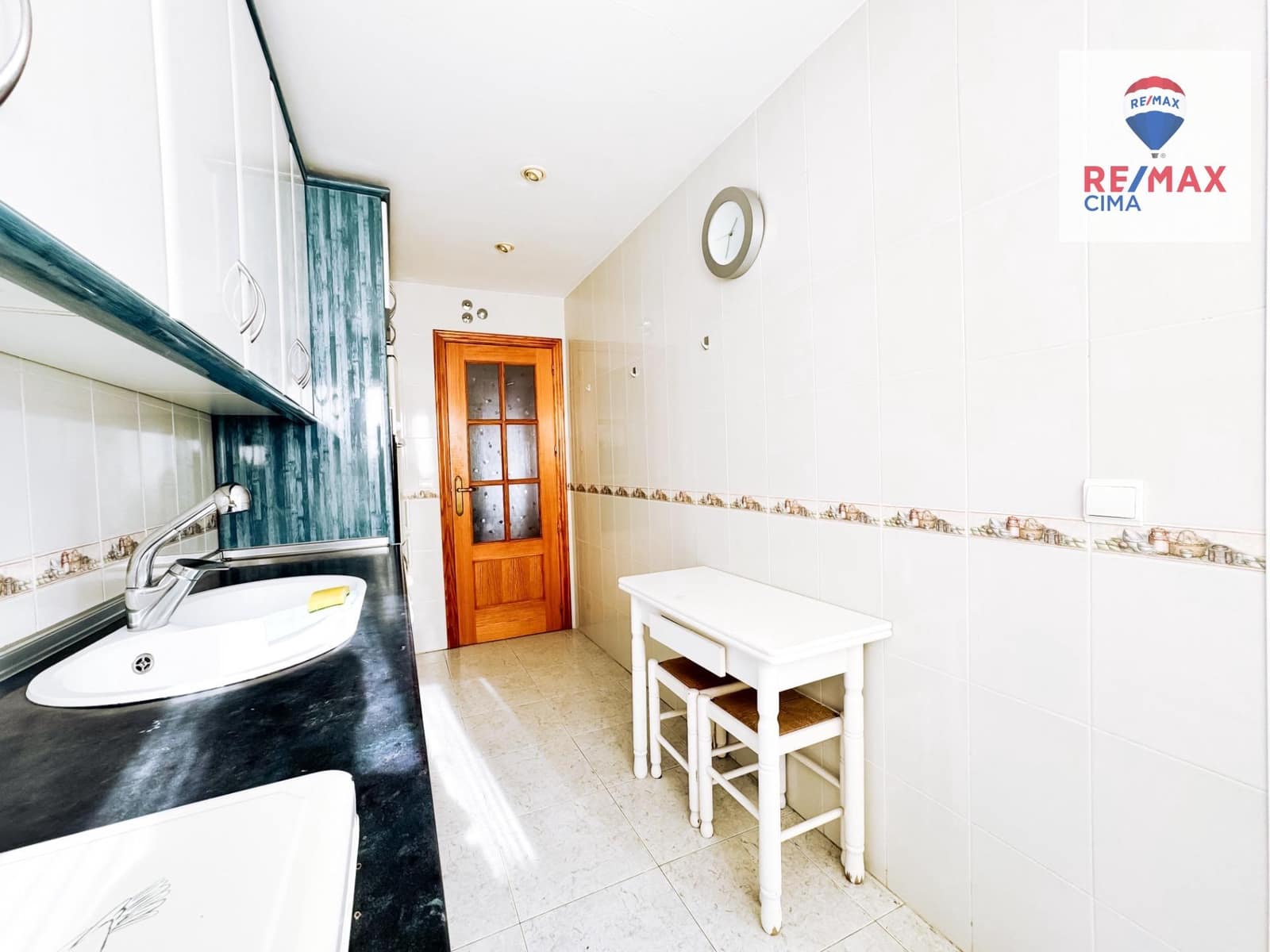 3 sypialnia Mieszkanie na sprzedaż w Baza - 79 500 € (Ref: 8638653)