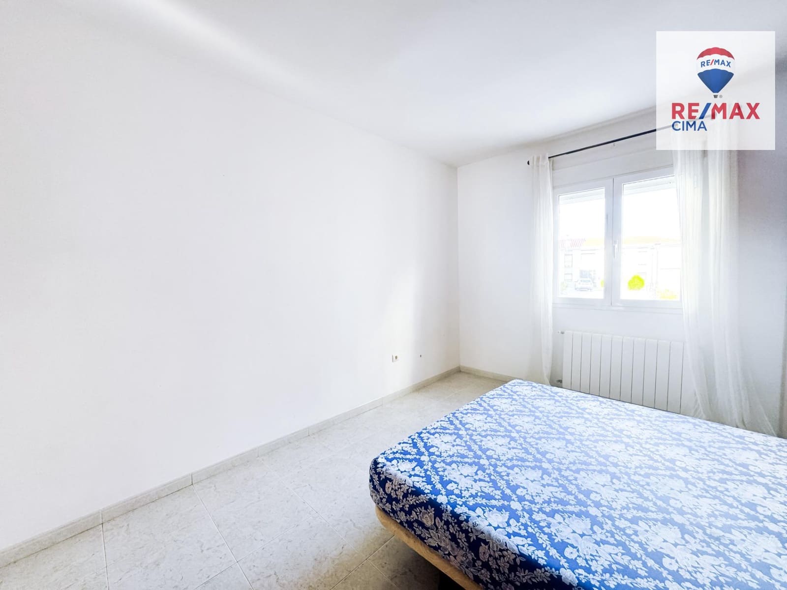 3 sypialnia Mieszkanie na sprzedaż w Baza - 79 500 € (Ref: 8638653)