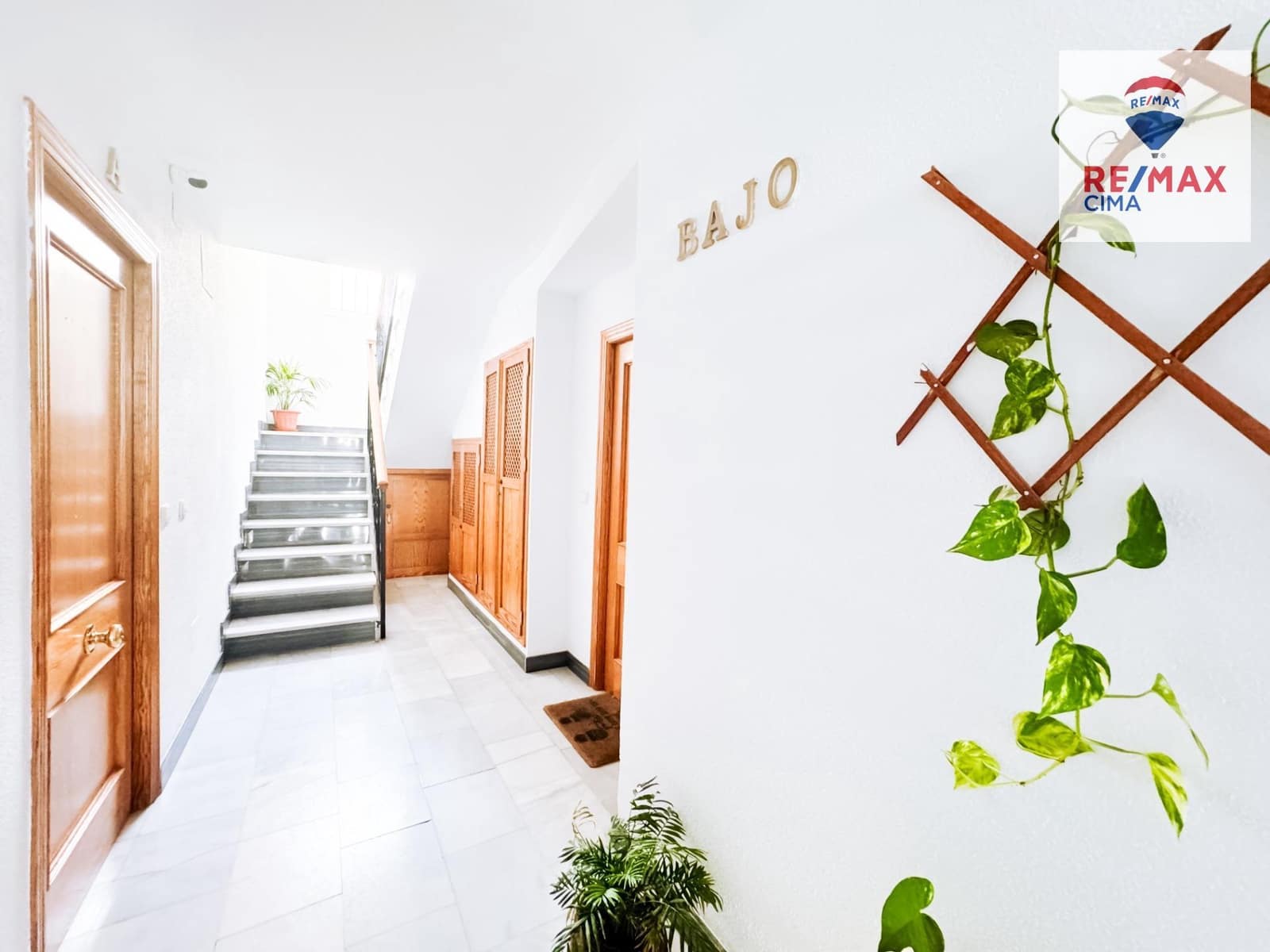 3 sypialnia Mieszkanie na sprzedaż w Baza - 79 500 € (Ref: 8638653)