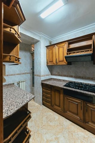 3 camera da letto Appartamento in vendita in Baza - 74.000 € (Rif: 8638656)