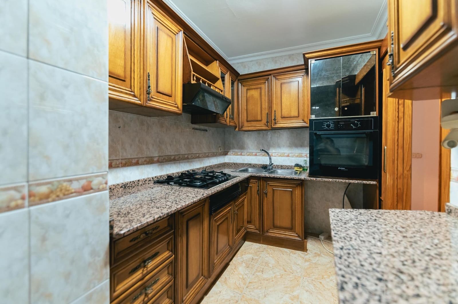 3 camera da letto Appartamento in vendita in Baza - 74.000 € (Rif: 8638656)