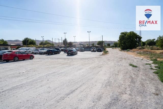 Terrain à Bâtir à vendre à Baza - 125 000 € (Ref: 8645269)