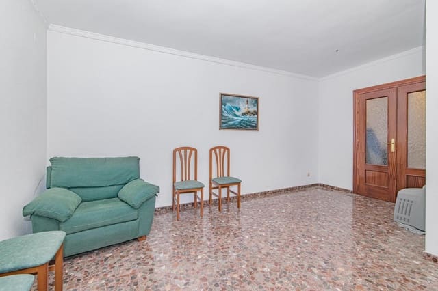 4 makuuhuone Asunto myytävänä paikassa Montefrío - 94 900 € (Ref: 8662824)