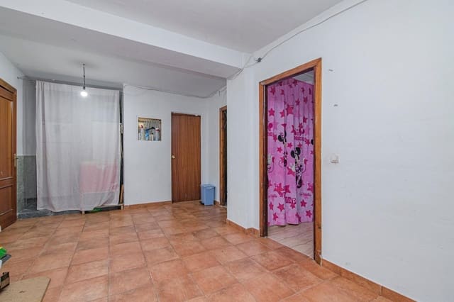 5 chambre Villa/Maison Mitoyenne à vendre à Deifontes avec garage - 99 900 € (Ref: 8688045)