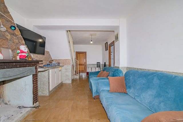 5 chambre Villa/Maison Mitoyenne à vendre à Deifontes avec garage - 99 900 € (Ref: 8688045)