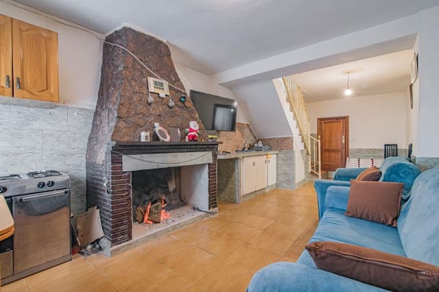 5 chambre Villa/Maison Mitoyenne à vendre à Deifontes avec garage - 99 900 € (Ref: 8688045)