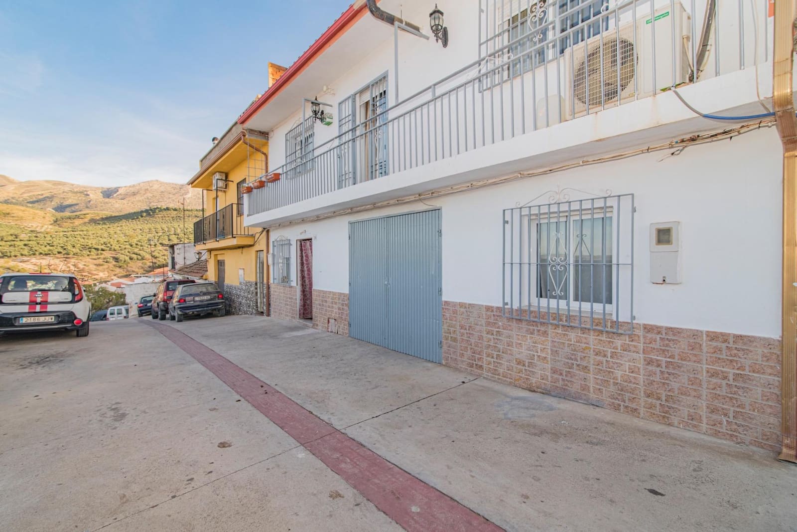 5 chambre Villa/Maison Mitoyenne à vendre à Deifontes avec garage - 99 900 € (Ref: 8688045)