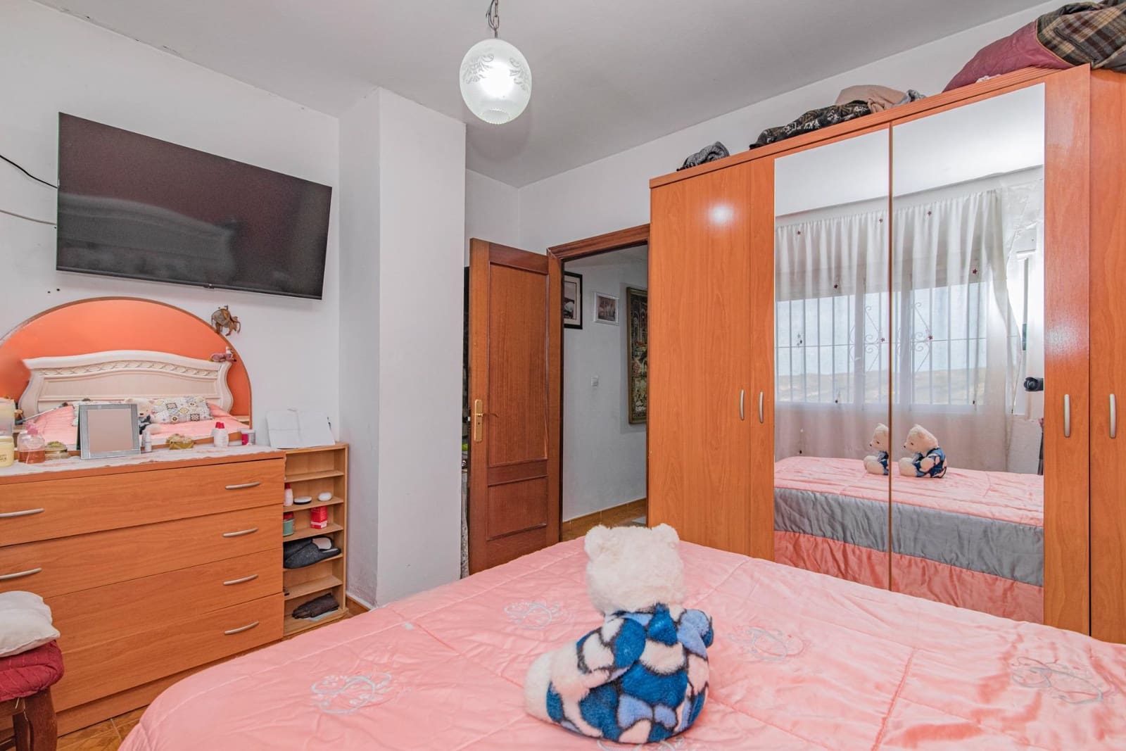 5 chambre Villa/Maison Mitoyenne à vendre à Deifontes avec garage - 99 900 € (Ref: 8688045)