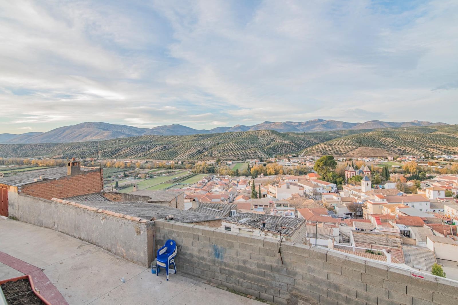 5 chambre Villa/Maison Mitoyenne à vendre à Deifontes avec garage - 99 900 € (Ref: 8688045)