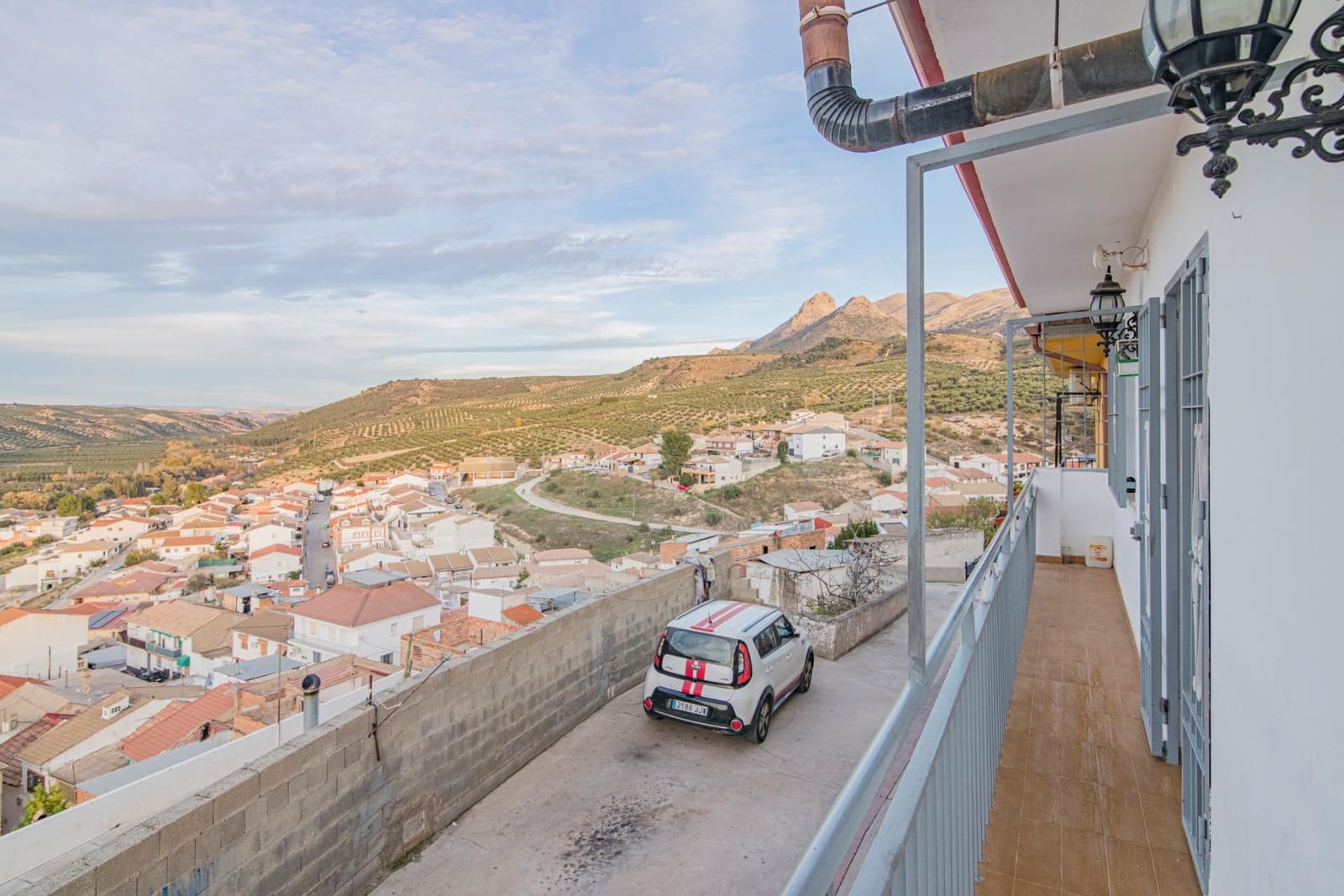 5 chambre Villa/Maison Mitoyenne à vendre à Deifontes avec garage - 99 900 € (Ref: 8688045)