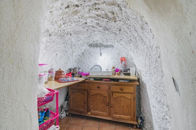 5 chambre Villa/Maison Mitoyenne à vendre à Deifontes avec garage - 99 900 € (Ref: 8688045)