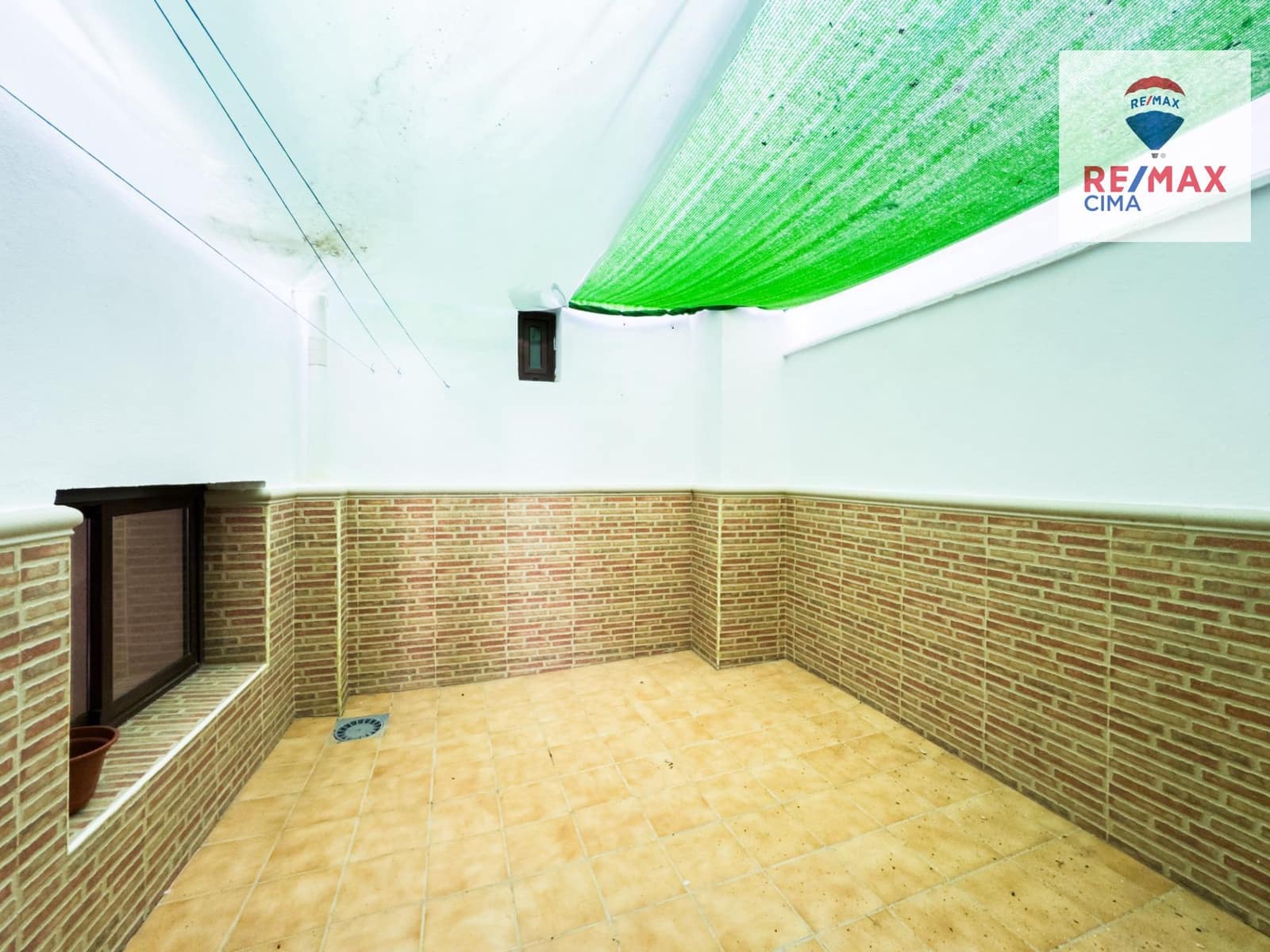 3 chambre Villa/Maison Mitoyenne à vendre à Zujar avec garage - 130 000 € (Ref: 8709877)