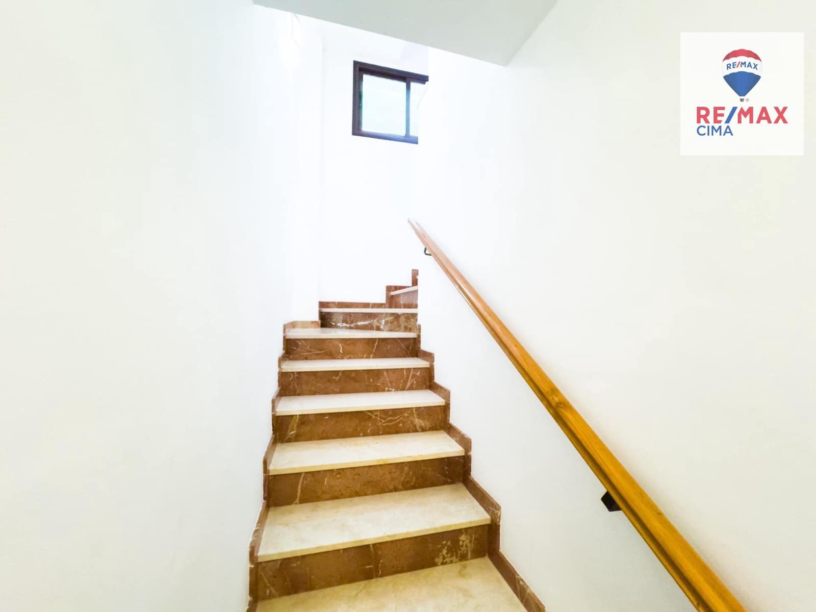 3 chambre Villa/Maison Mitoyenne à vendre à Zujar avec garage - 130 000 € (Ref: 8709877)