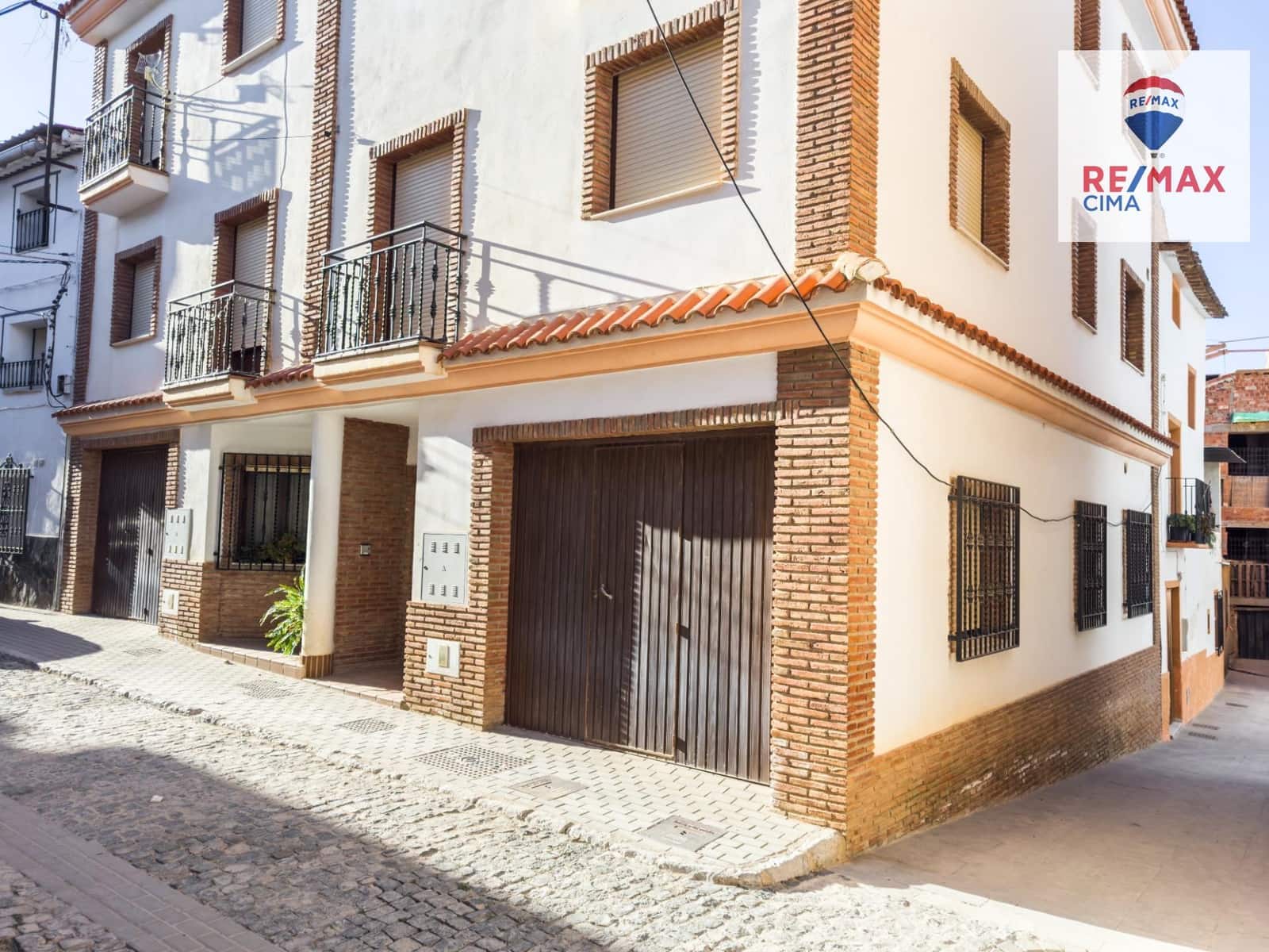 3 chambre Villa/Maison Mitoyenne à vendre à Zujar avec garage - 130 000 € (Ref: 8709877)