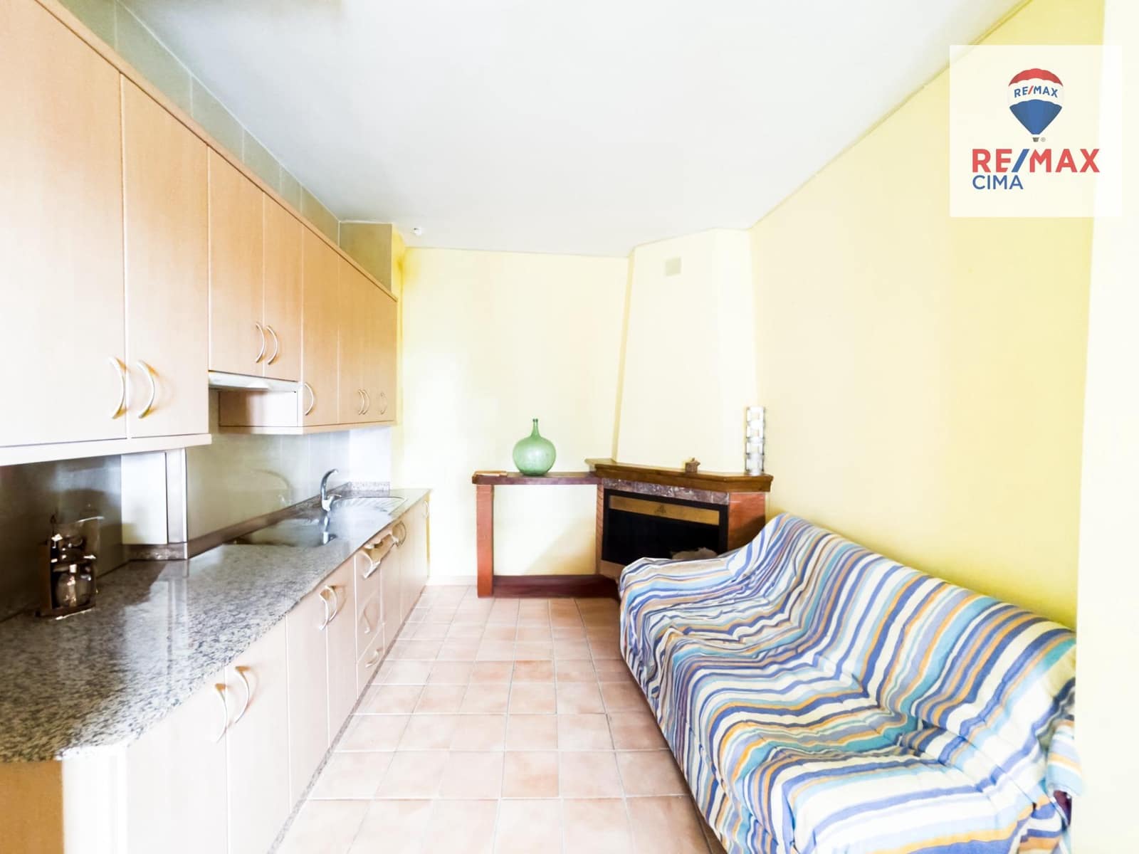 3 chambre Villa/Maison Mitoyenne à vendre à Zujar avec garage - 130 000 € (Ref: 8709877)