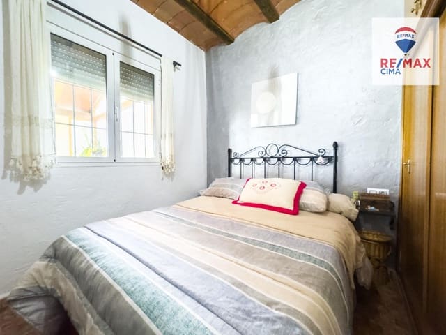 2 slaapkamer Finca/Landhuis te koop in Pozo Alcón met zwembad garage - € 132.000 (Ref: 8743662)