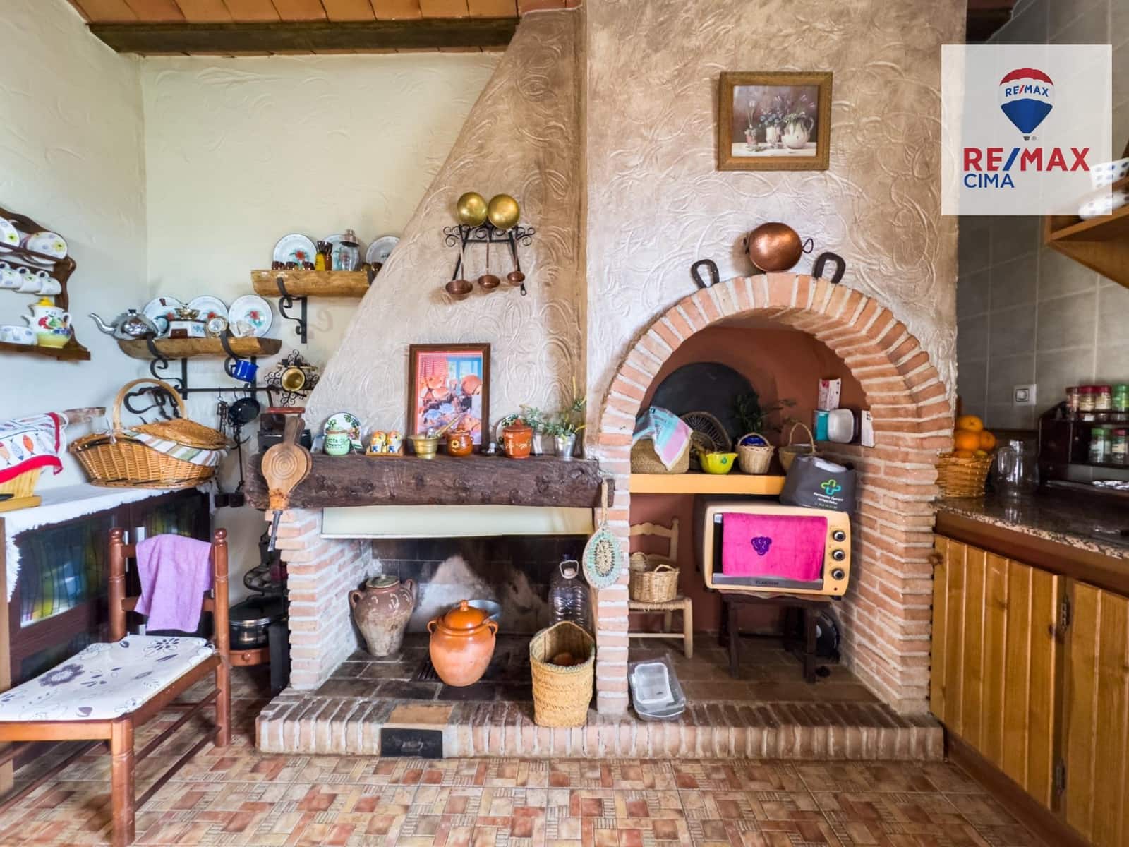 2 makuuhuone Maalaistalo myytävänä paikassa Pozo Alcon mukana uima-altaan 
autotalli - 132 000 € (Ref: 8743662)