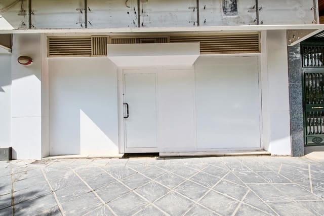 Commercieel te huur in Camino de Ronda - Rosaleda, Granada stad - € 2.250 (Ref: 8836561)