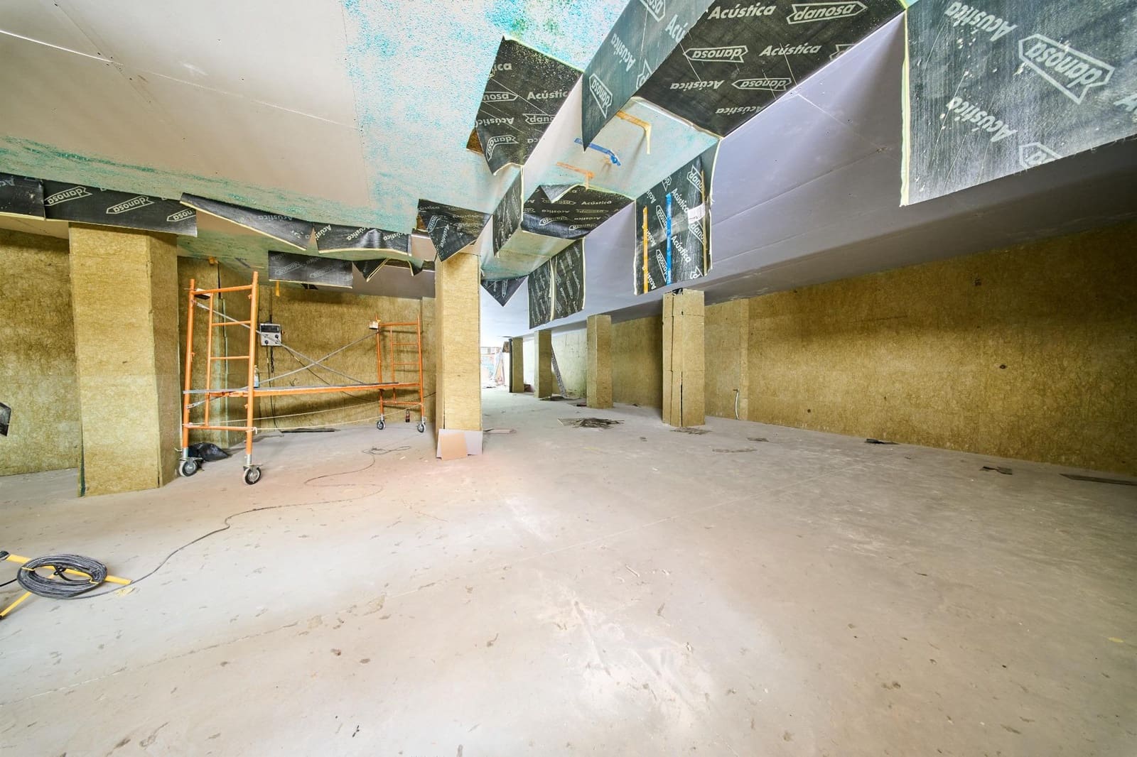 Erhverv til leje i Granada by - € 2.250 (Ref: 8836561)