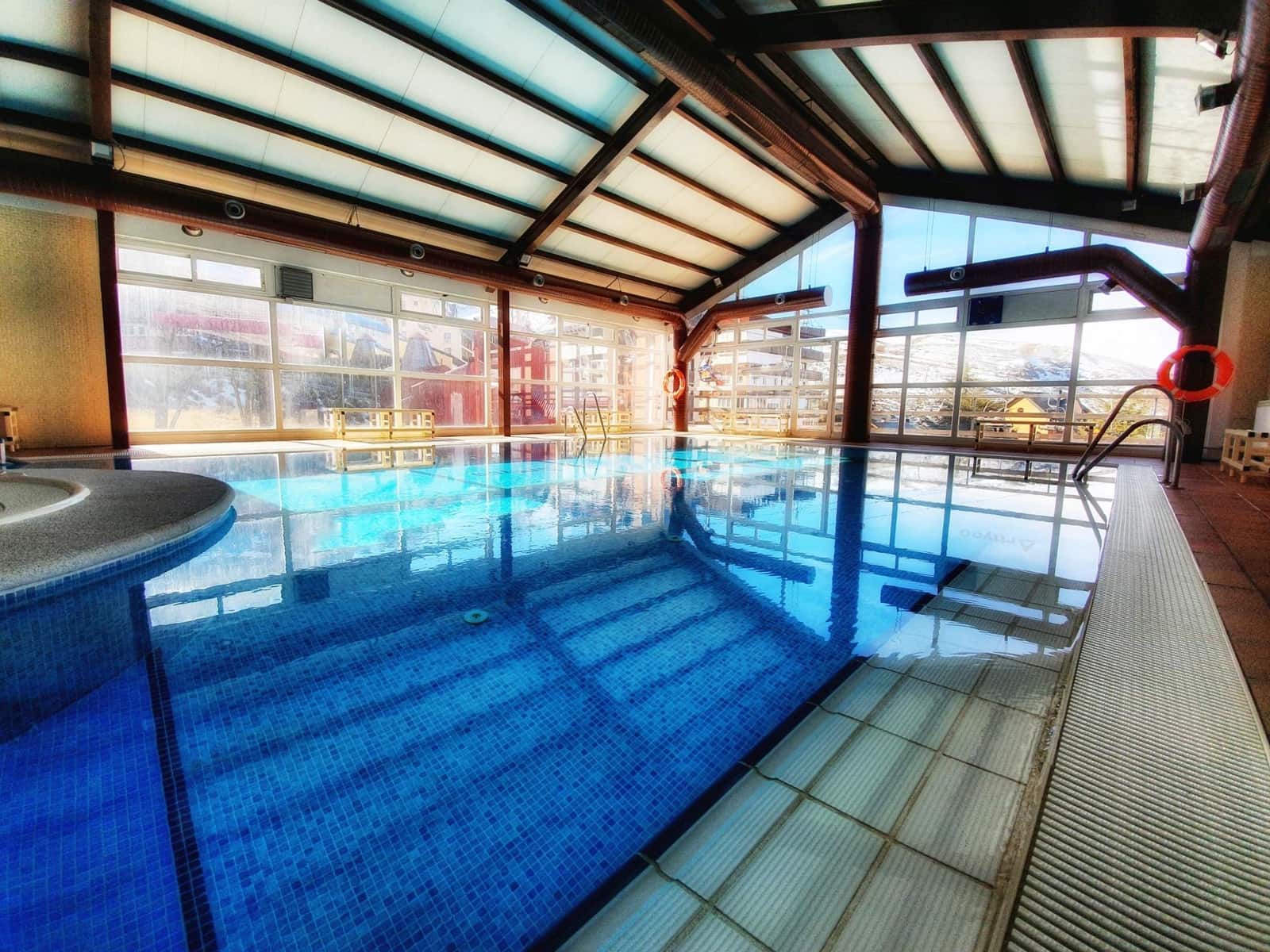 2 soveværelse Lejlighed til salg i Sierra Nevada med swimmingpool garage - € 180.000 (Ref: 8839147)