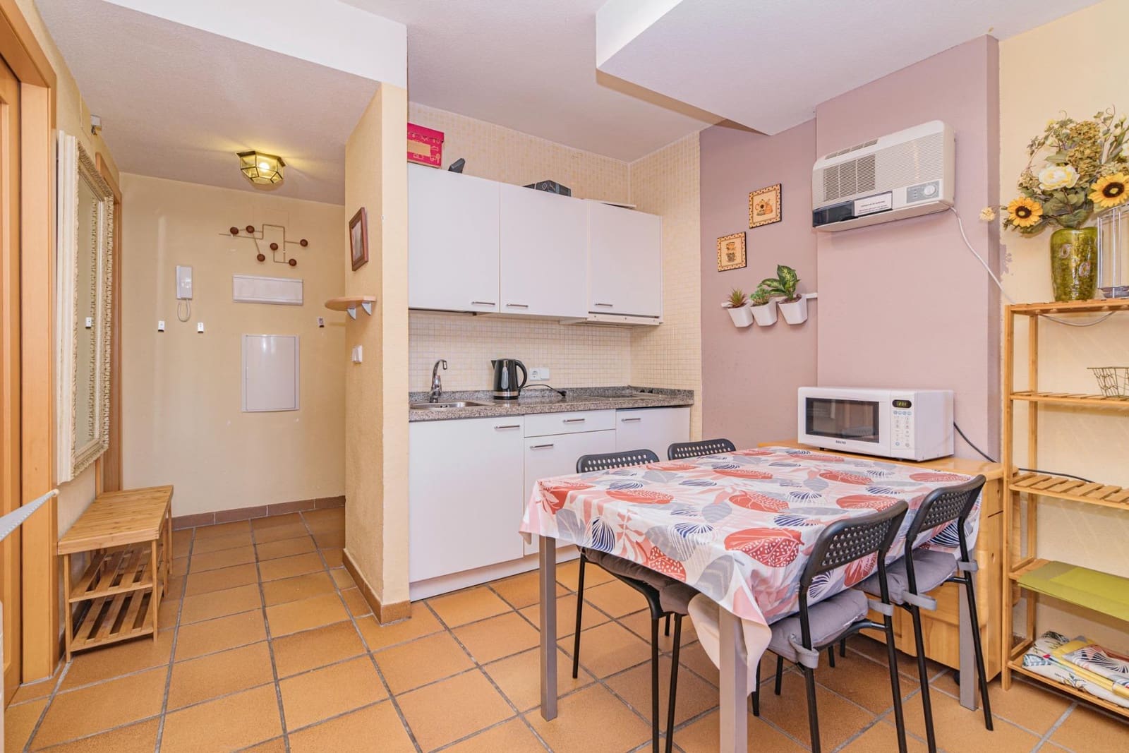 2 bedroom Apartment for sale in Sierra Nevada with pool garage - € 179,900 (Ref: 8839147)