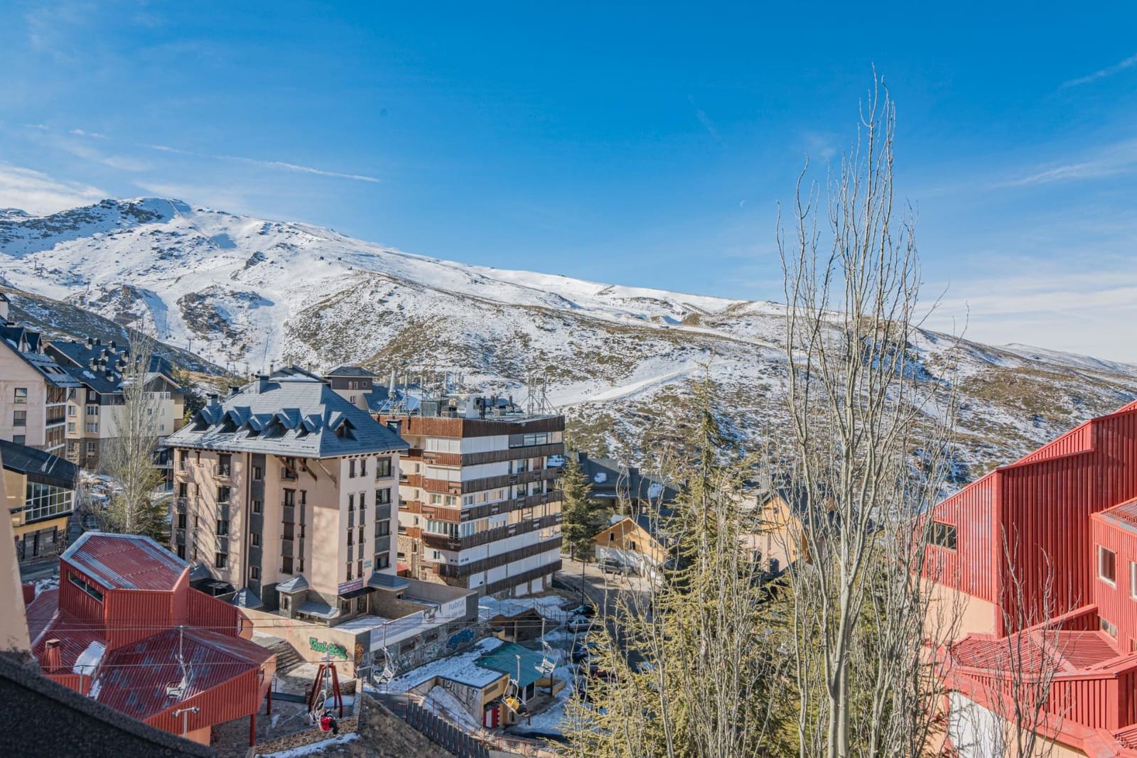 2 bedroom Apartment for sale in Sierra Nevada with pool garage - € 179,900 (Ref: 8839147)