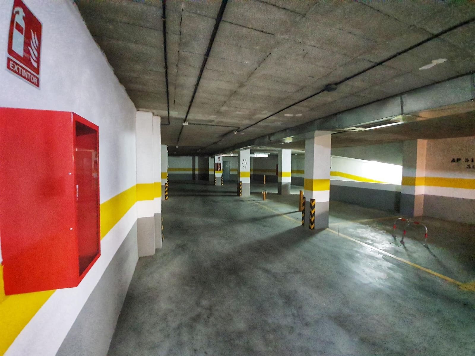 2 bedroom Apartment for sale in Sierra Nevada with pool garage - € 179,900 (Ref: 8839147)