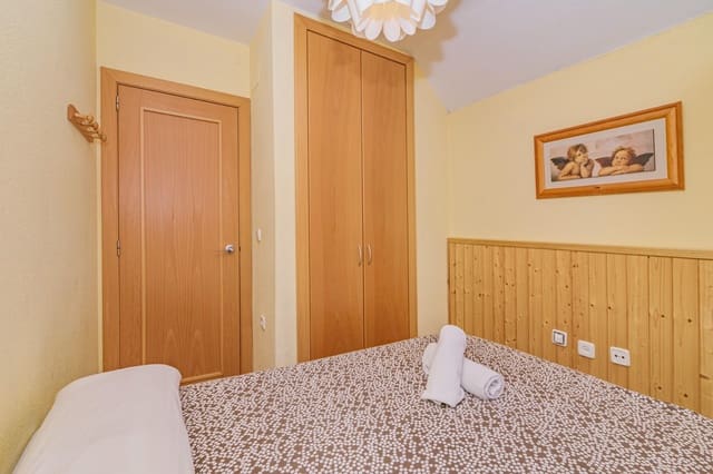 Apartamento de 2 habitaciones en Sierra Nevada, Monachil en venta con piscina garaje - 179.900 € (Ref: 8839147)