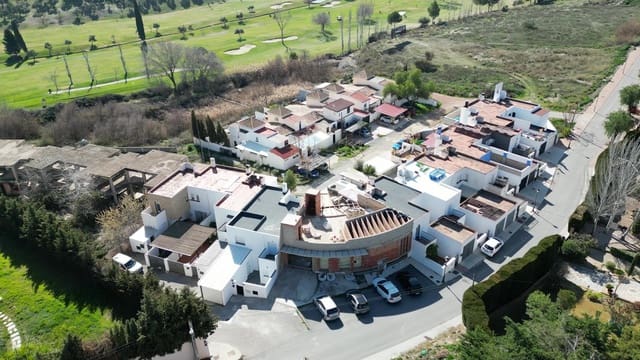 3 soverom Villa til salgs i Las Gabias - € 125 000 (Ref: 8841238)