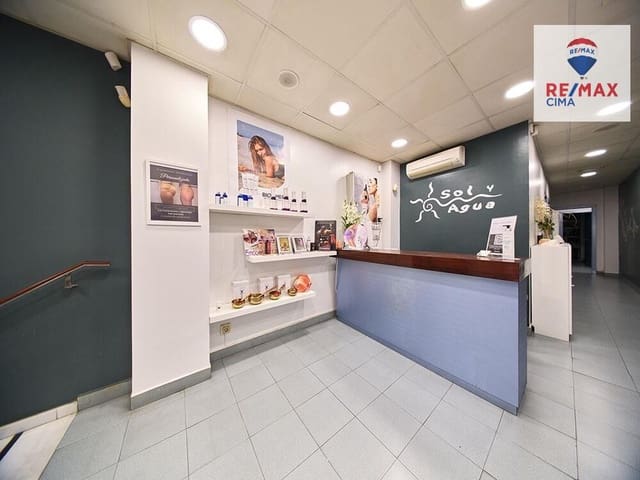 Kommersiell til salgs i Centro, Granada by - € 550 000 (Ref: 8851644)