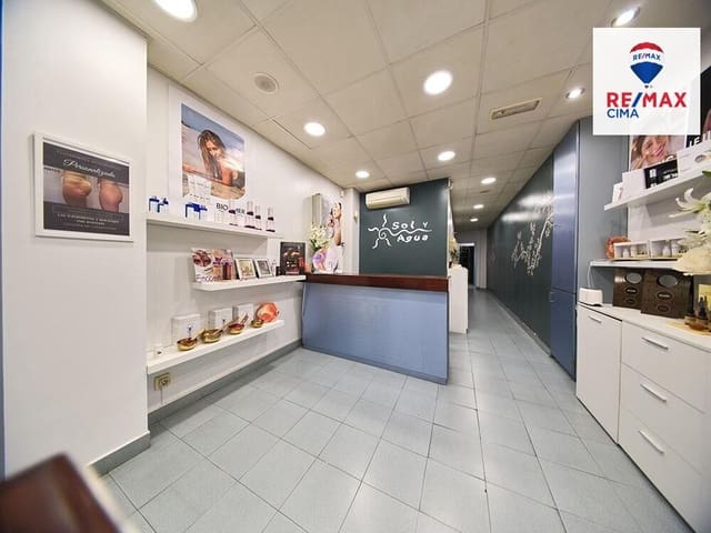 Commercial for sale in Centro, Granada city - € 550,000 (Ref: 8851644)