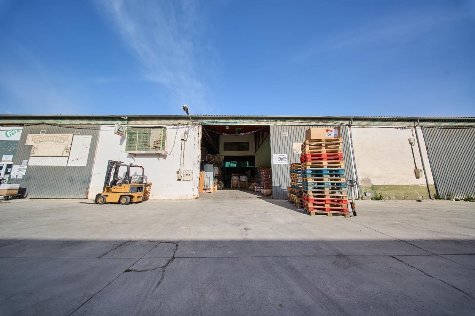 Negocio en Atarfe en venta - 319.000 € (Ref: 8859636)