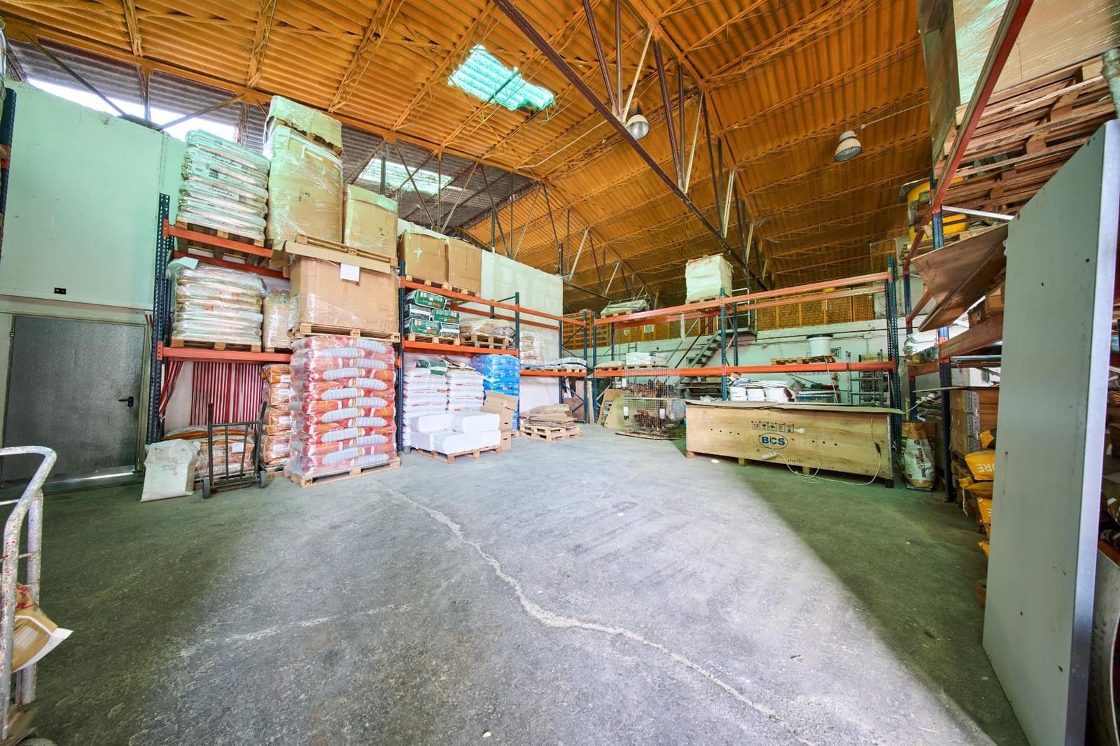 Negocio en Atarfe en venta - 319.000 € (Ref: 8859636)