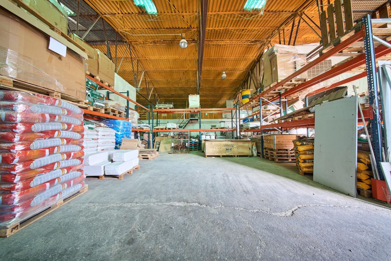 Negocio en Atarfe en venta - 319.000 € (Ref: 8859636)