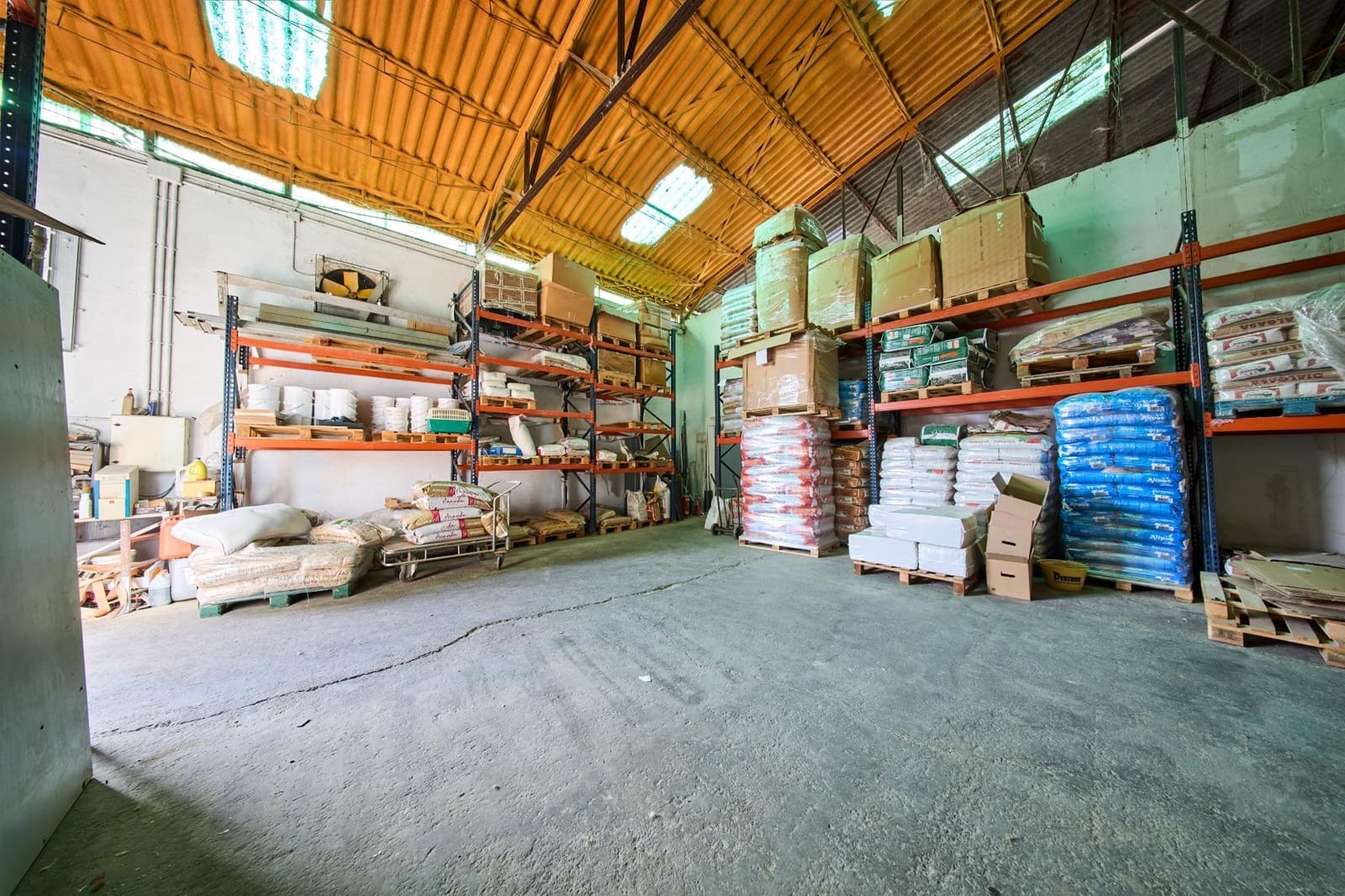 Negocio en Atarfe en venta - 319.000 € (Ref: 8859636)