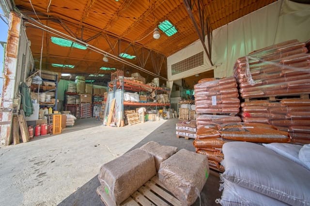 Biznes na sprzedaż w Atarfe - 290 000 € (Ref: 8859636)