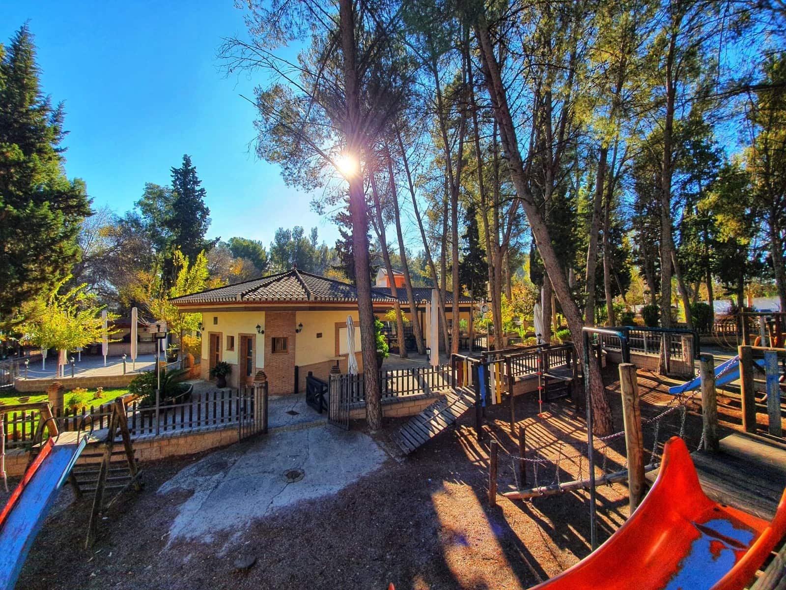 Azienda in vendita in Atarfe con garage - 975.000 € (Rif: 8860793)