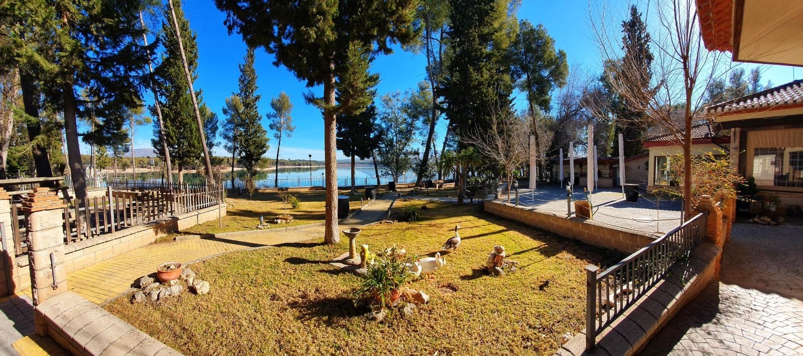 Azienda in vendita in Atarfe con garage - 975.000 € (Rif: 8860793)