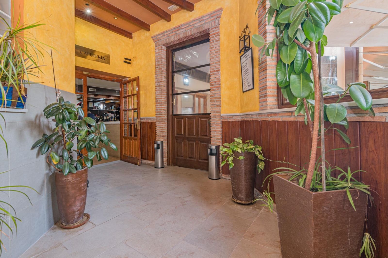 Azienda in vendita in Atarfe con garage - 975.000 € (Rif: 8860793)