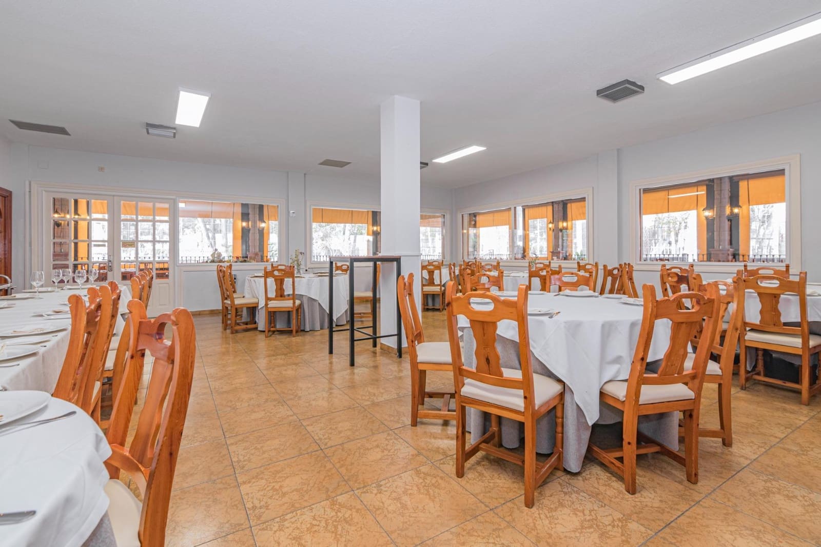 Azienda in vendita in Atarfe con garage - 975.000 € (Rif: 8860793)